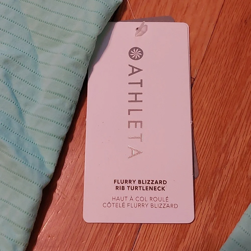 Athleta Flurry Blizzard Turtleneck - Picture 4 of 5